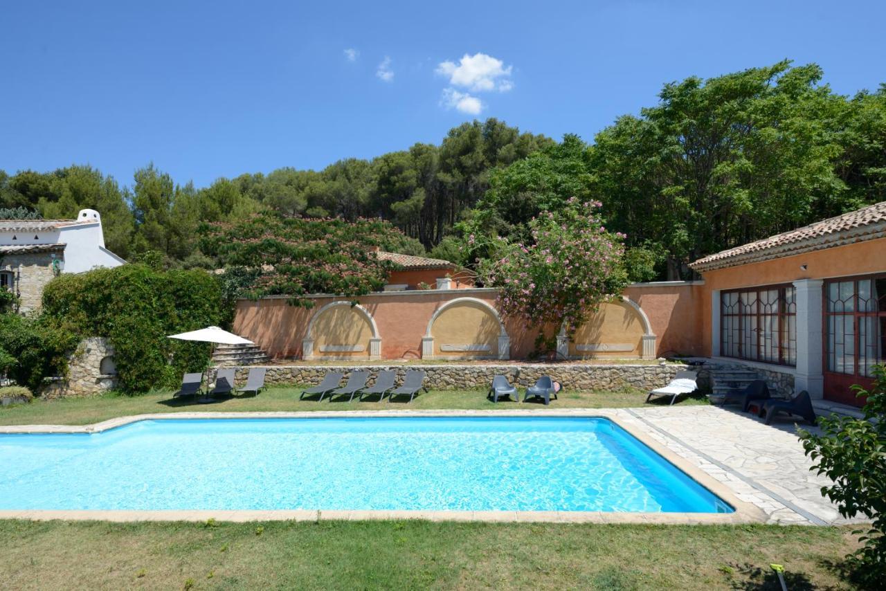 La Tour- Pigeonnier Provencal - Mas Des Sous Bois Villa Ventabren Exterior photo